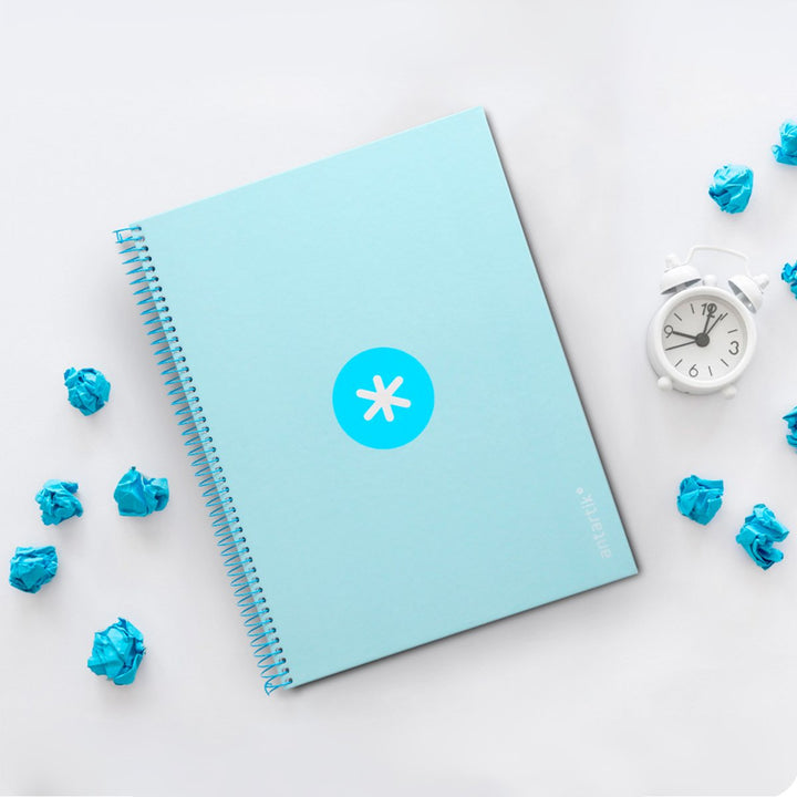 Antartik - Libreta Rayada A4 con Espiral y Tapa Dura. 1 Banda de Color. Celeste