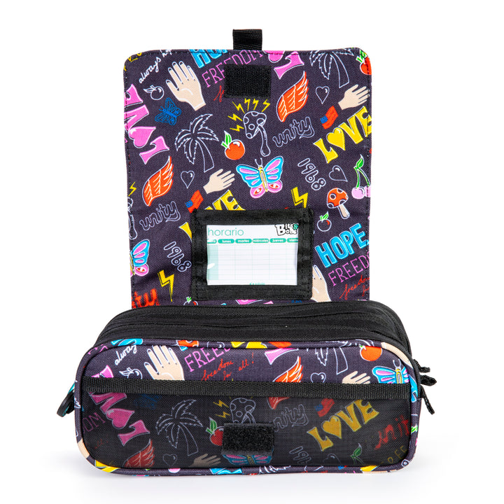 ColePack Design - Estuche Triple de 3 Cremalleras con Material Escolar Incluido. WOW