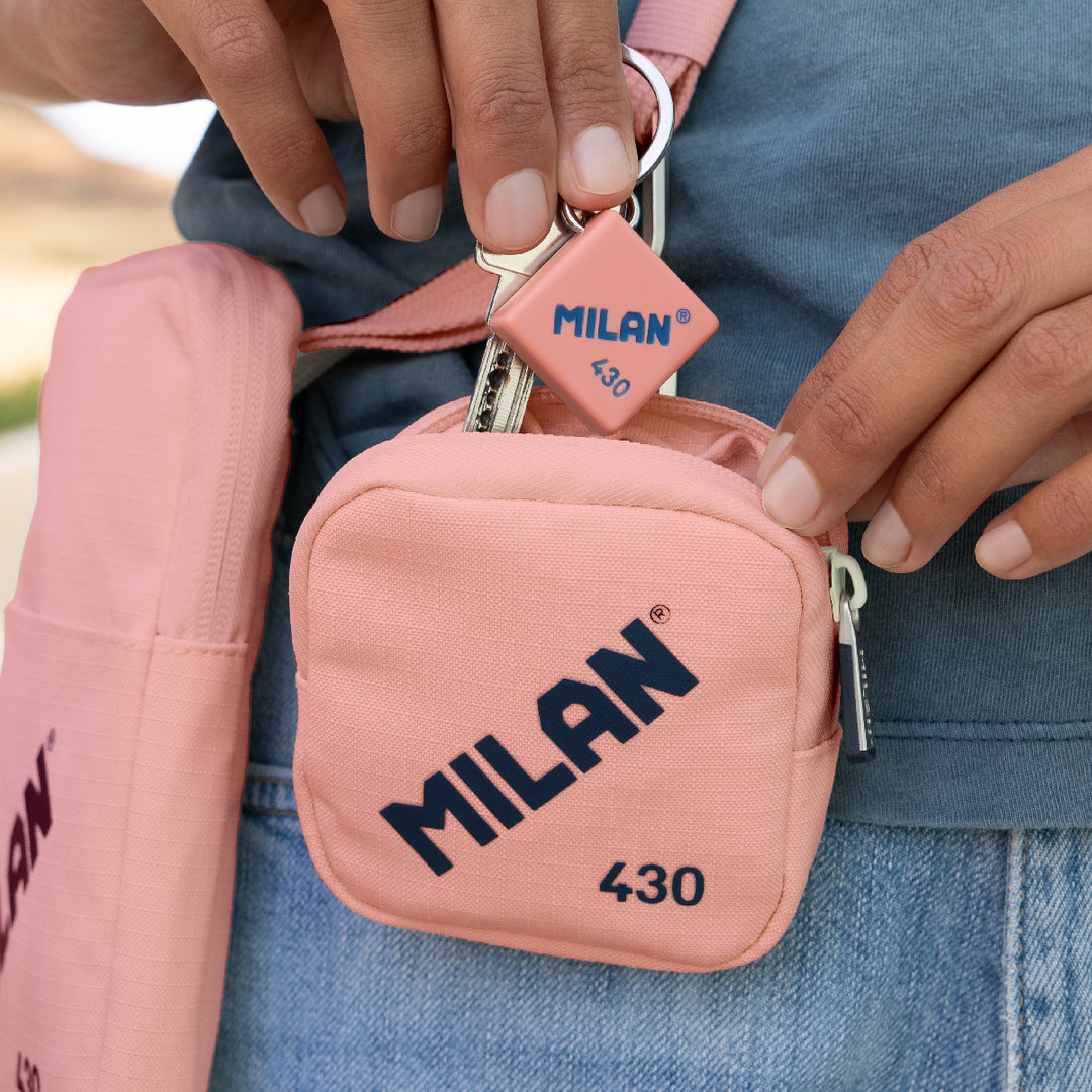 MILAN - Monedero Multiusos para Cinturon y Colgar Colección 430 since 1918. Rosa