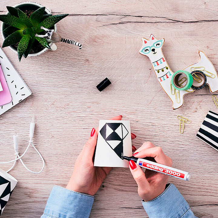 Edding 3000 - Rotulador Marcador Permanente Punta Redonda 1.5-3 mm. Rojo