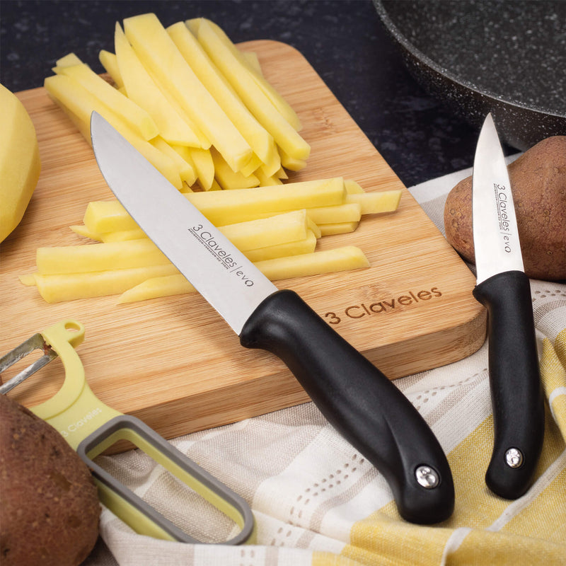 3 Claveles EVO - Cuchillo de Cocina 11 cm Acero Inoxidable Mango Polipropileno
