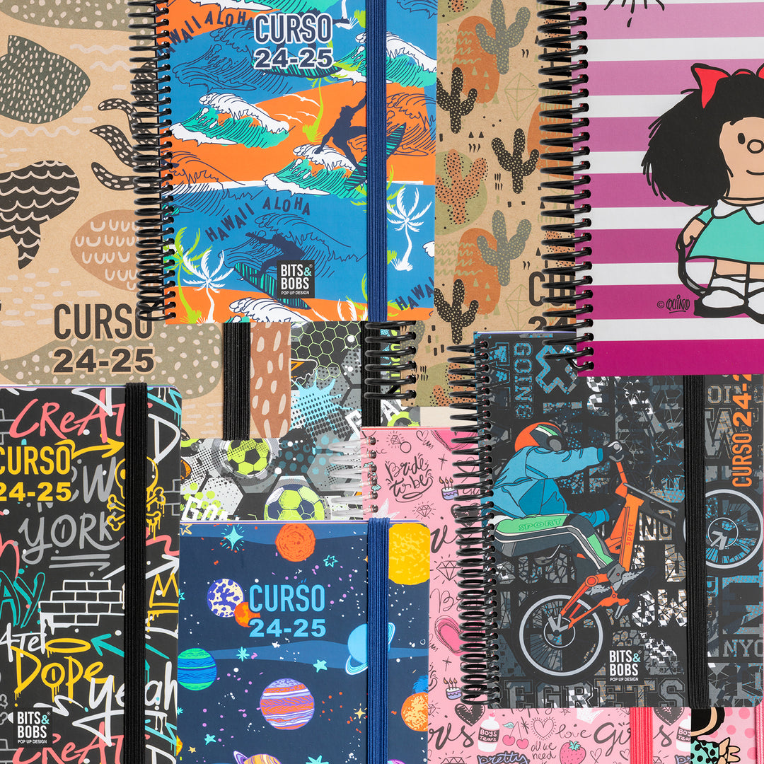 Grafoplás - Agenda Escolar A5 2 Días Página Curso 24-25. Acabado Soft y Pegatinas. Mafalda Birdie