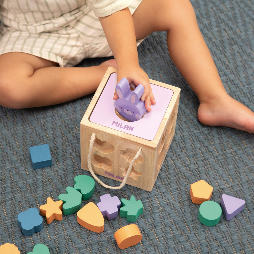 MILAN Rabbit - Juguete Educativo de Madera Cubo Encajar Piezas. Edad 12 Meses