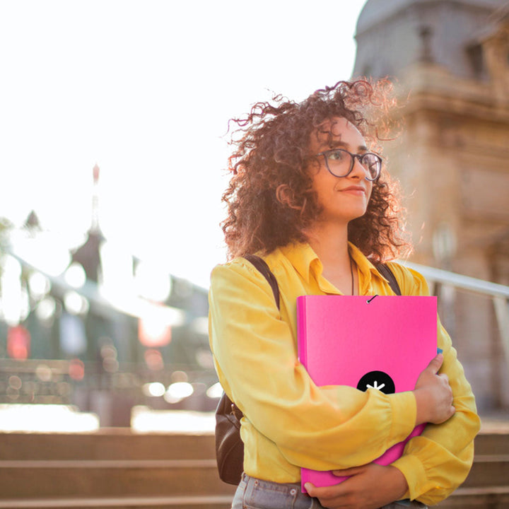 ANTARTIK - Carpeta Escolar A4 con 3 Solapas y Cierre de Goma. Fucsia