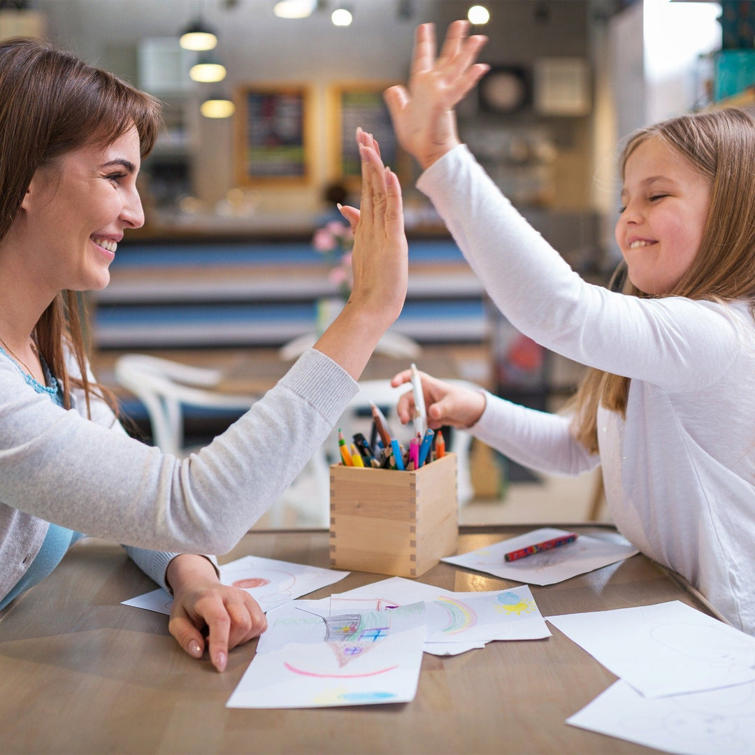 BIC KIDS 950522 - Caja de 12 Lápices hexagonales de Colores Surtidos Evolution Stripes