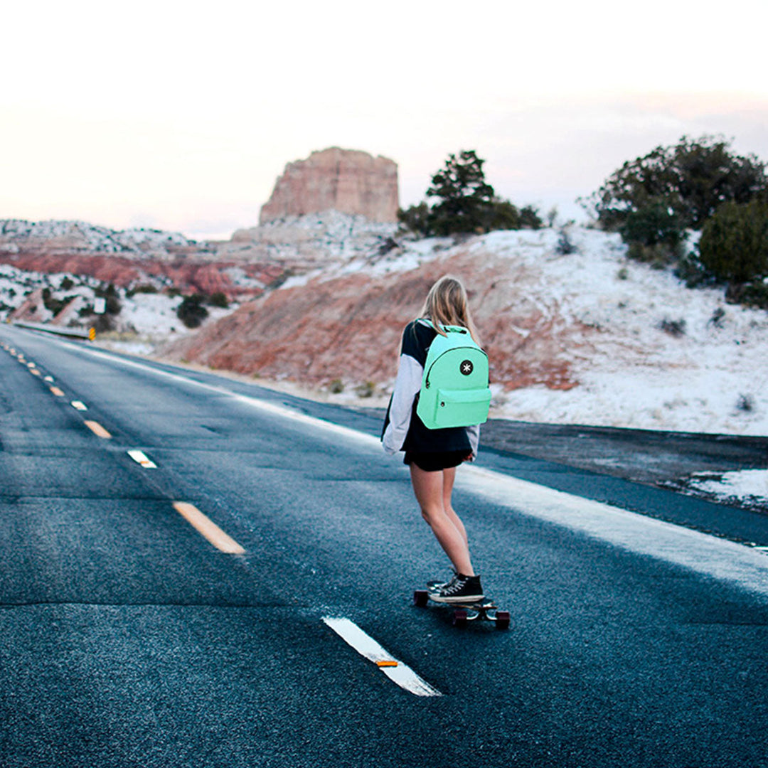 ANTARTIK - Mochila Escolar con Asas Acolchadas y Bolsillo Exterior. Menta