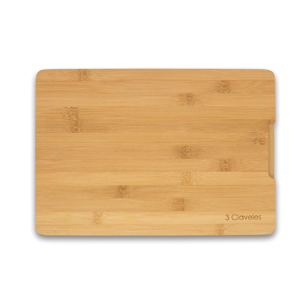 3 Claveles - Tabla de Corte Antideslizante de 30 cm en Bambú