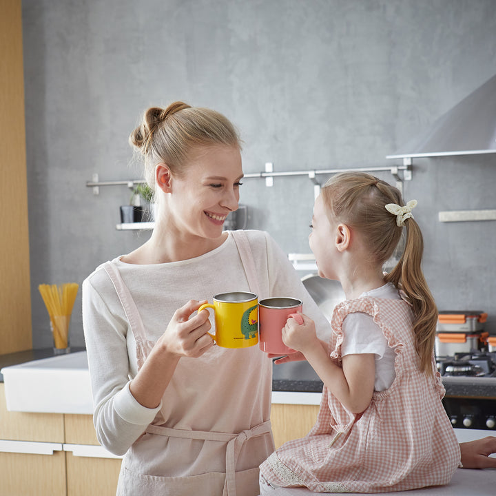 Cuitisan Baby - Taza Infantil de 0.3L en Cromosteel con Tapa. Apta Microondas. Amarillo